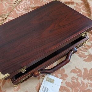 Rosewood Attaché NWOT